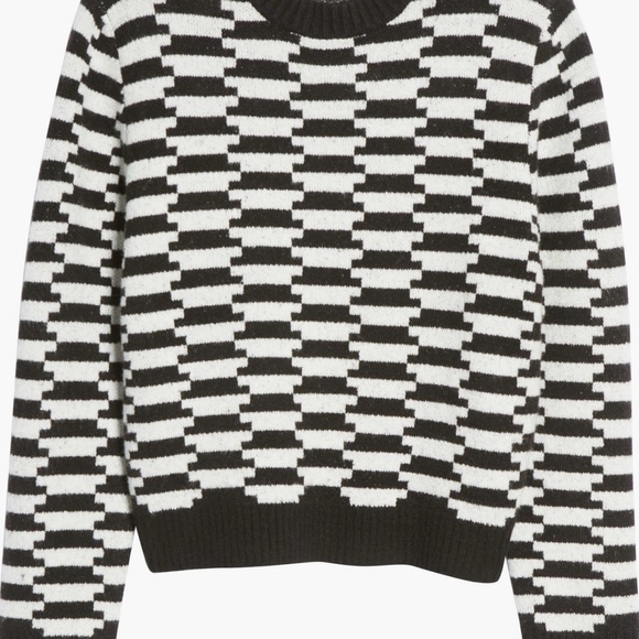 Chic Black and White Sweater - Picture 1 of 6